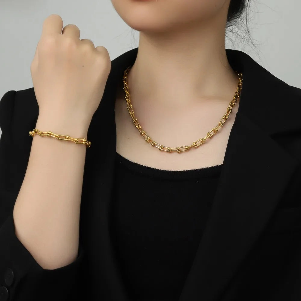 Golden Twisted Chain Bracelet