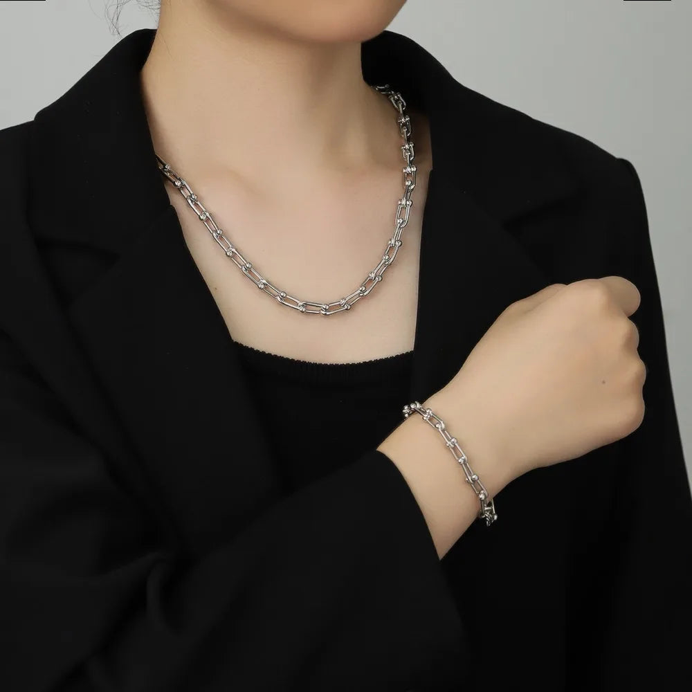 Golden Twisted Chain Bracelet